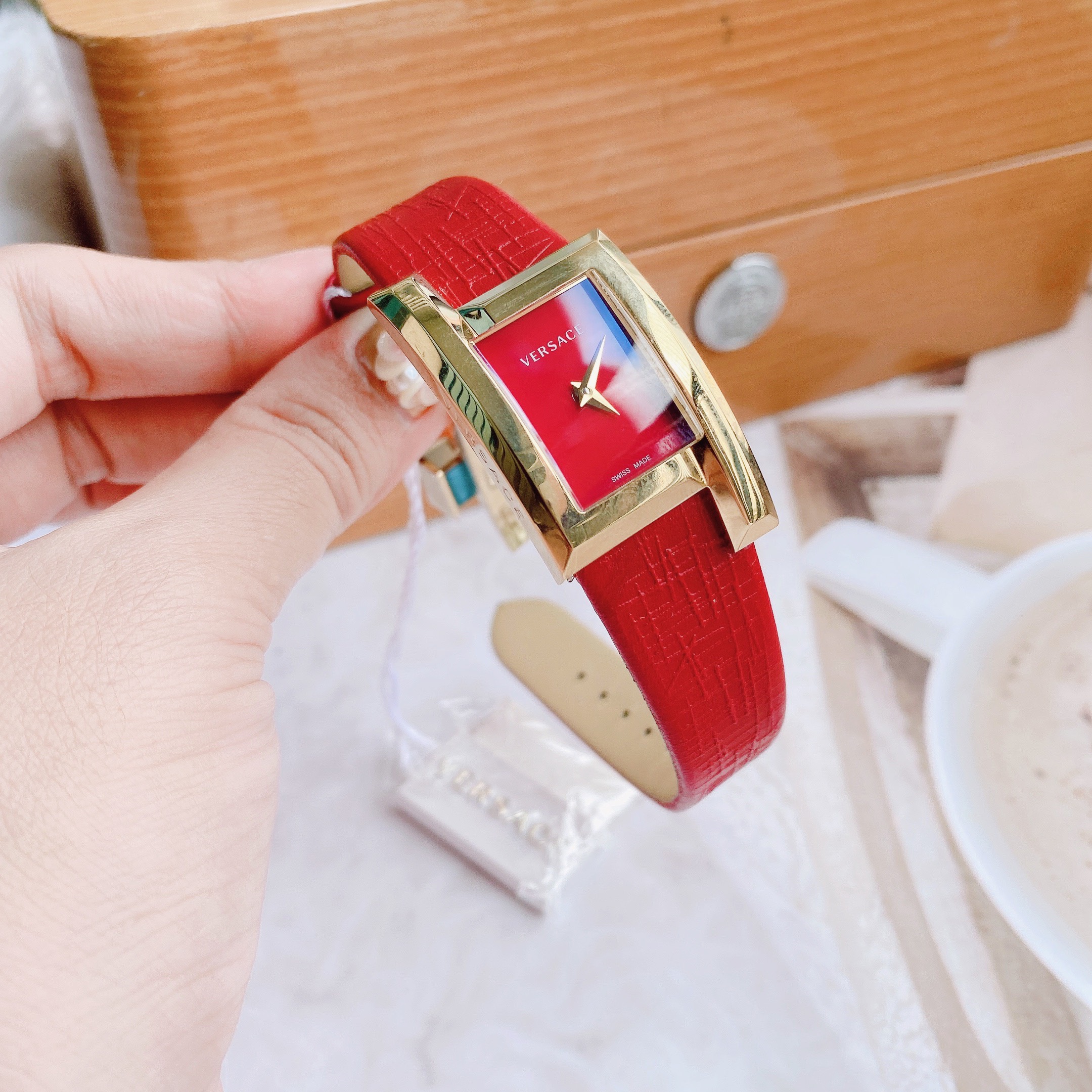 MSP: 8900.SWISS.MSH.WOMEN