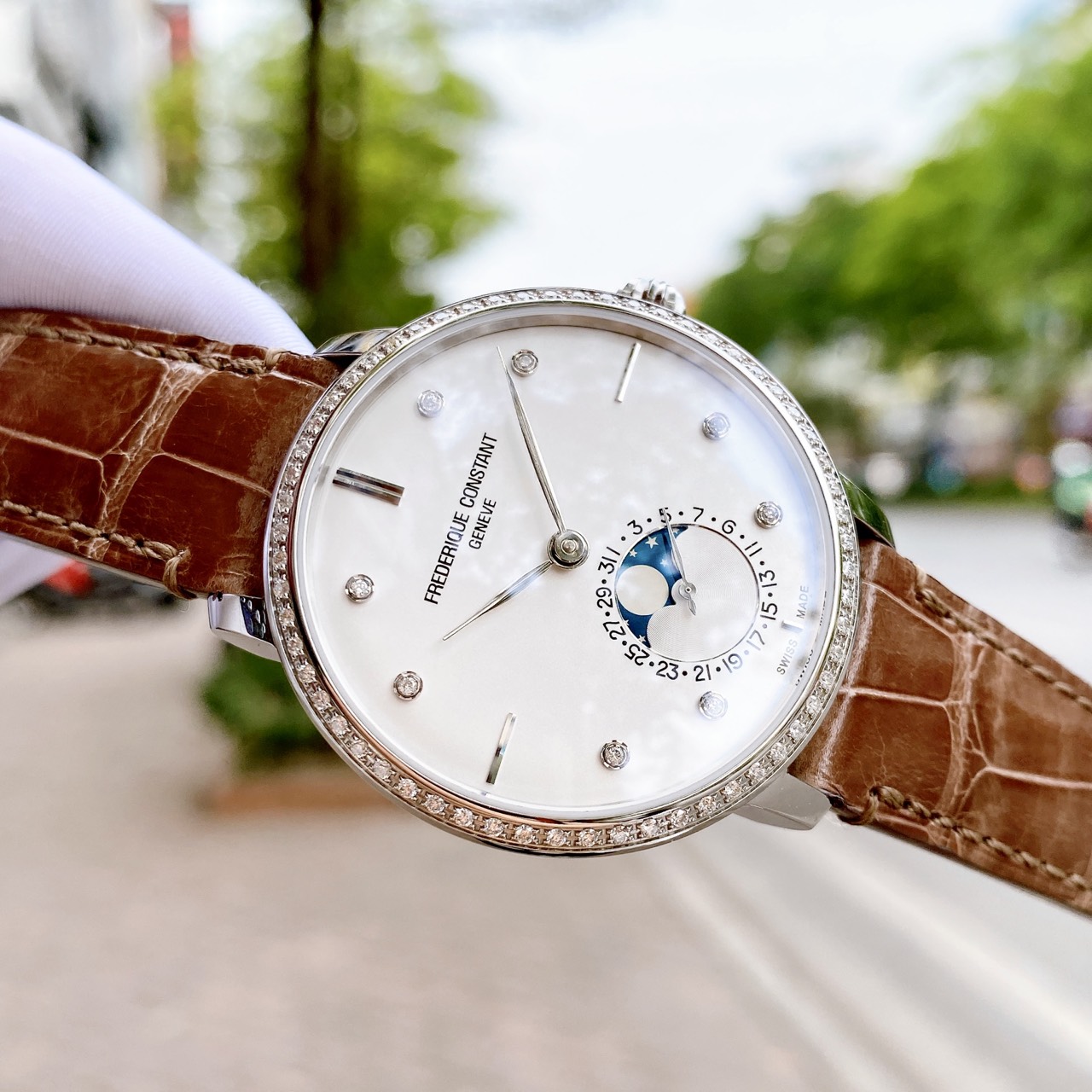 MSP: 180545.CE.SWISS.UNISEX 1